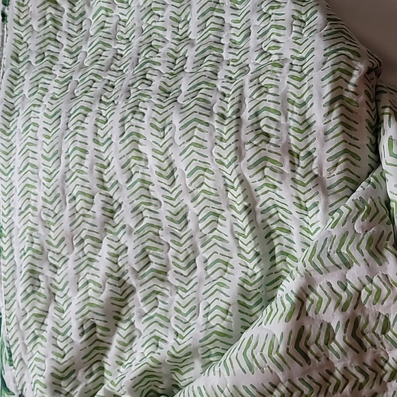 Reversible king quilt set - Picture 4 of 4